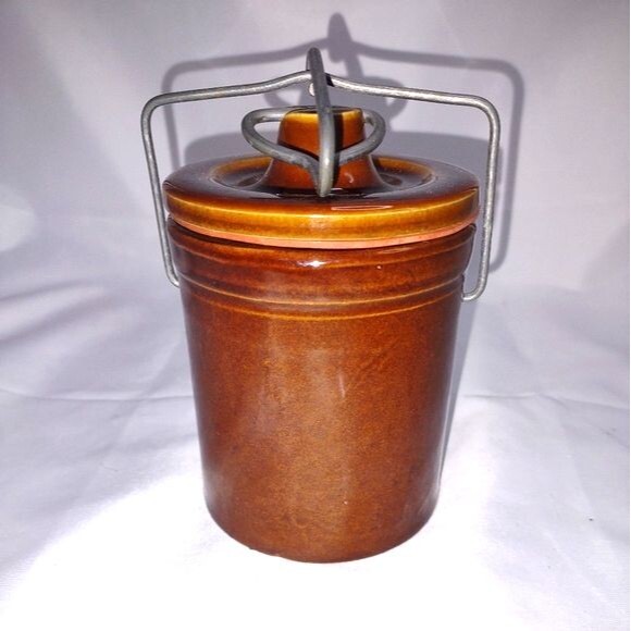 Vintage Brown Stoneware Cheese Crock from Christmas '87 5"X3.5" - Picture 2 of 6